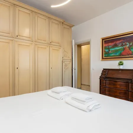 I Host - Ande 12 Apartment Milan